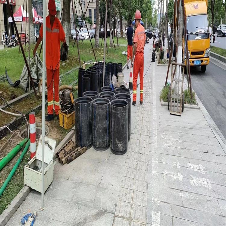 东兴管道短管置换修复