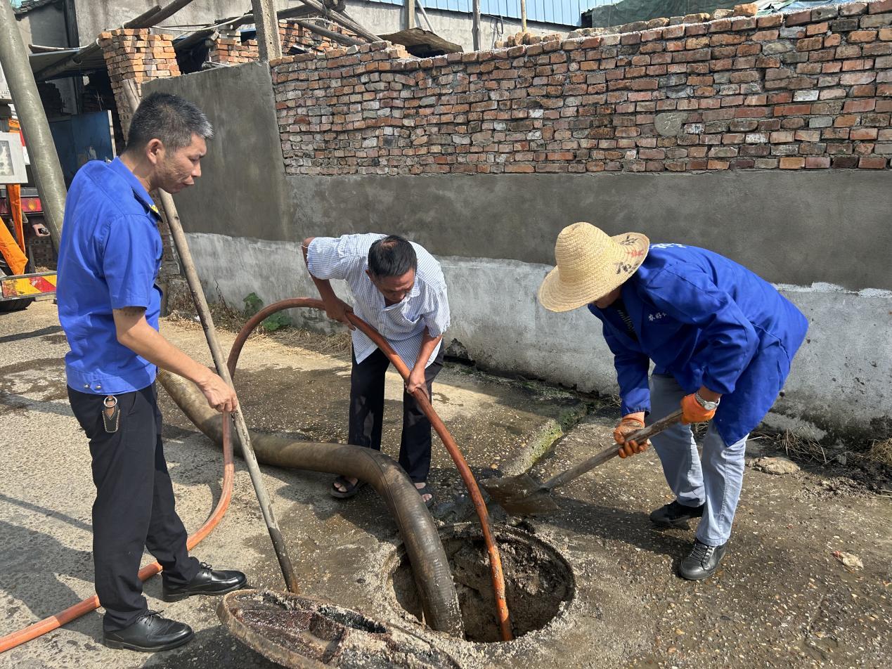 东兴化粪池清掏价格及服务介绍